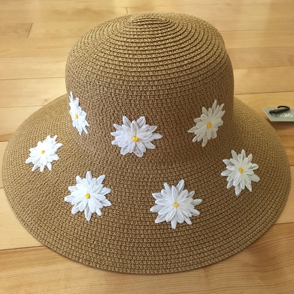 Accessories - NWT Sunhat with flowers